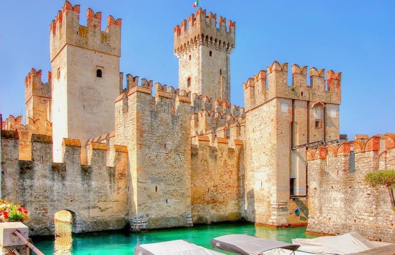 Ossidiana Apartment - Vista Lago - Centrico Sirmione Eksteriør bilde
