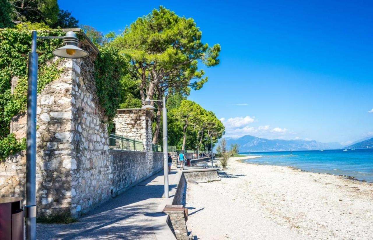 Ossidiana Apartment - Vista Lago - Centrico Sirmione Eksteriør bilde