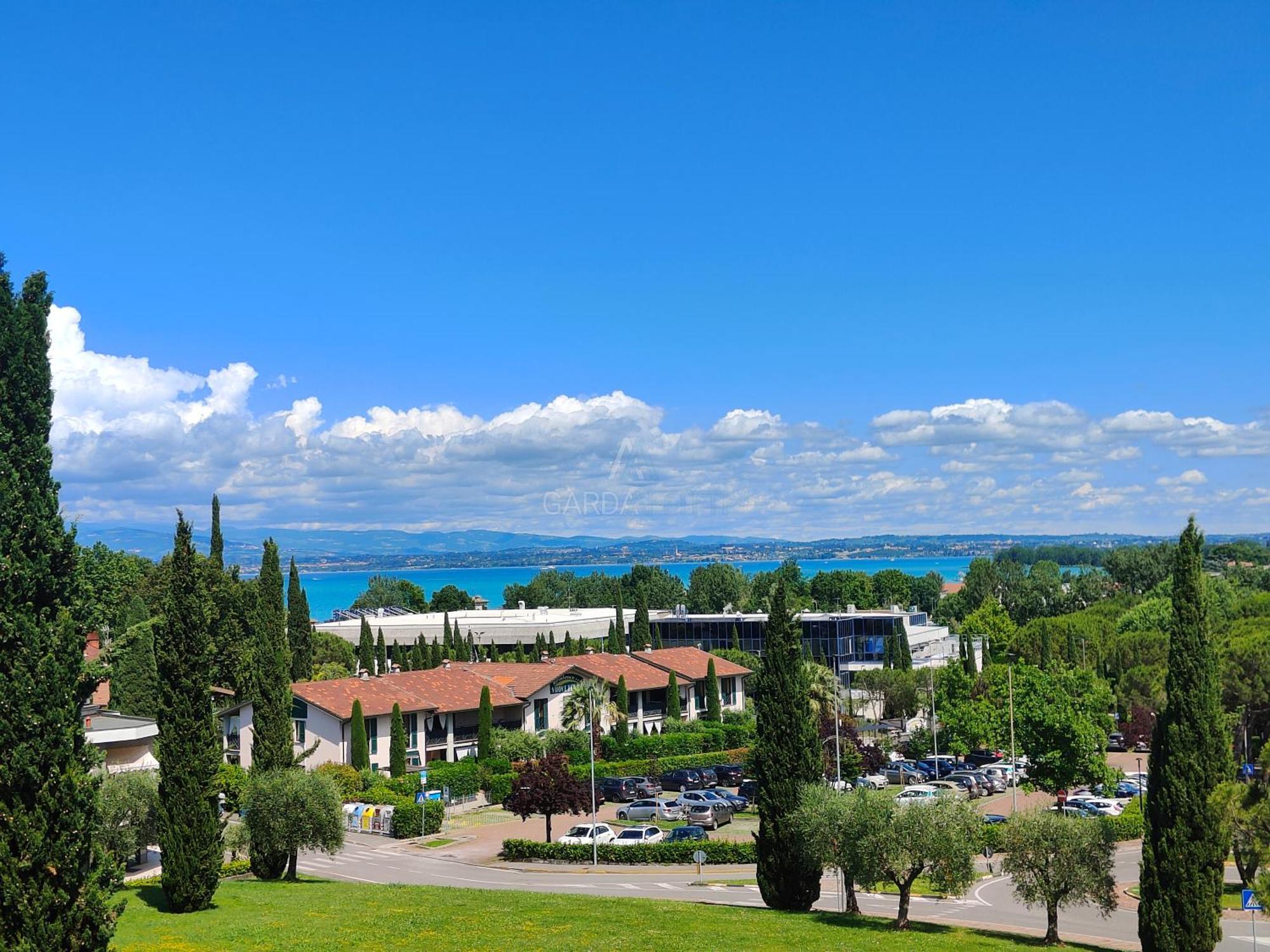 Ossidiana Apartment - Vista Lago - Centrico Sirmione Eksteriør bilde