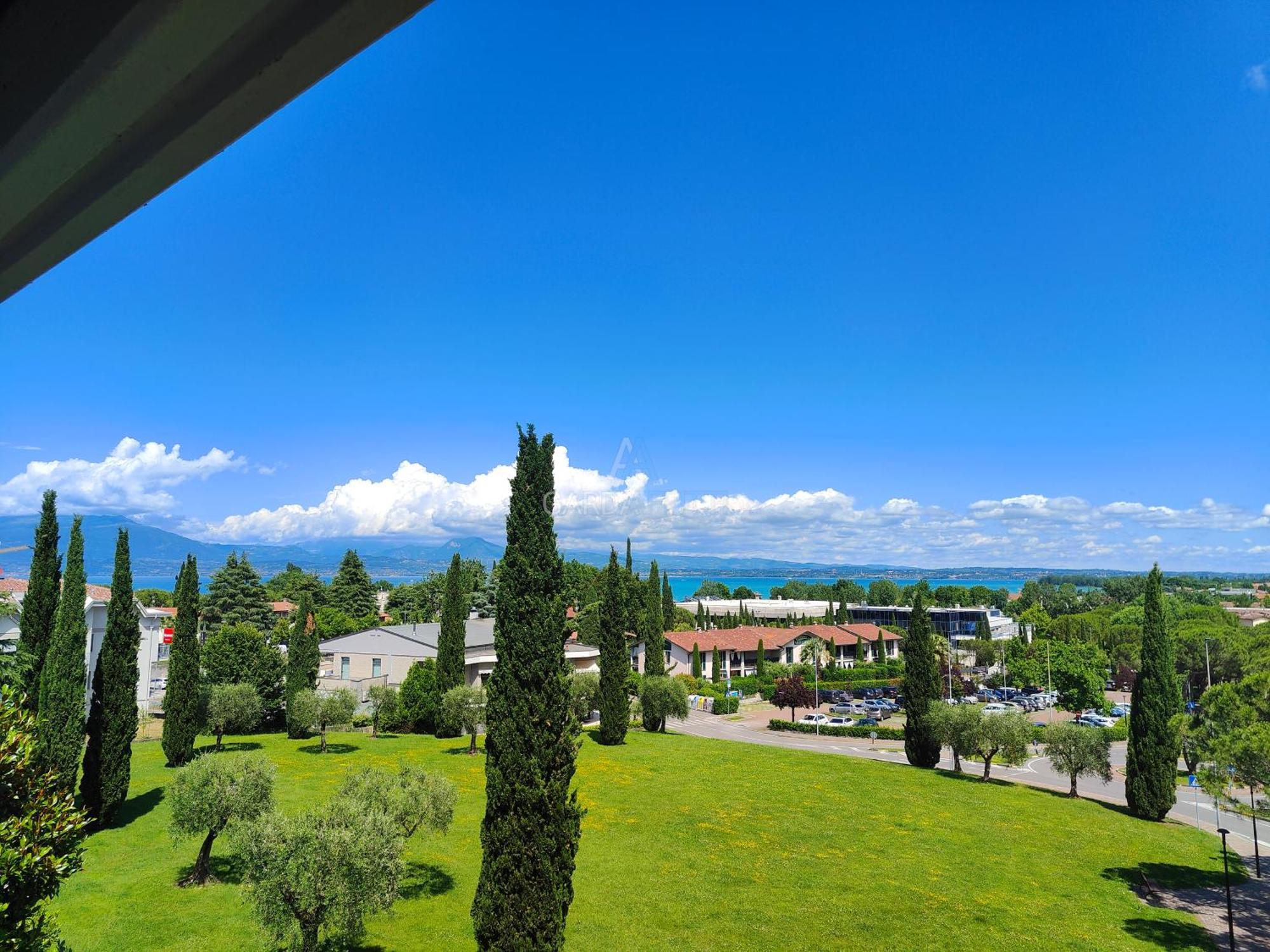 Ossidiana Apartment - Vista Lago - Centrico Sirmione Eksteriør bilde