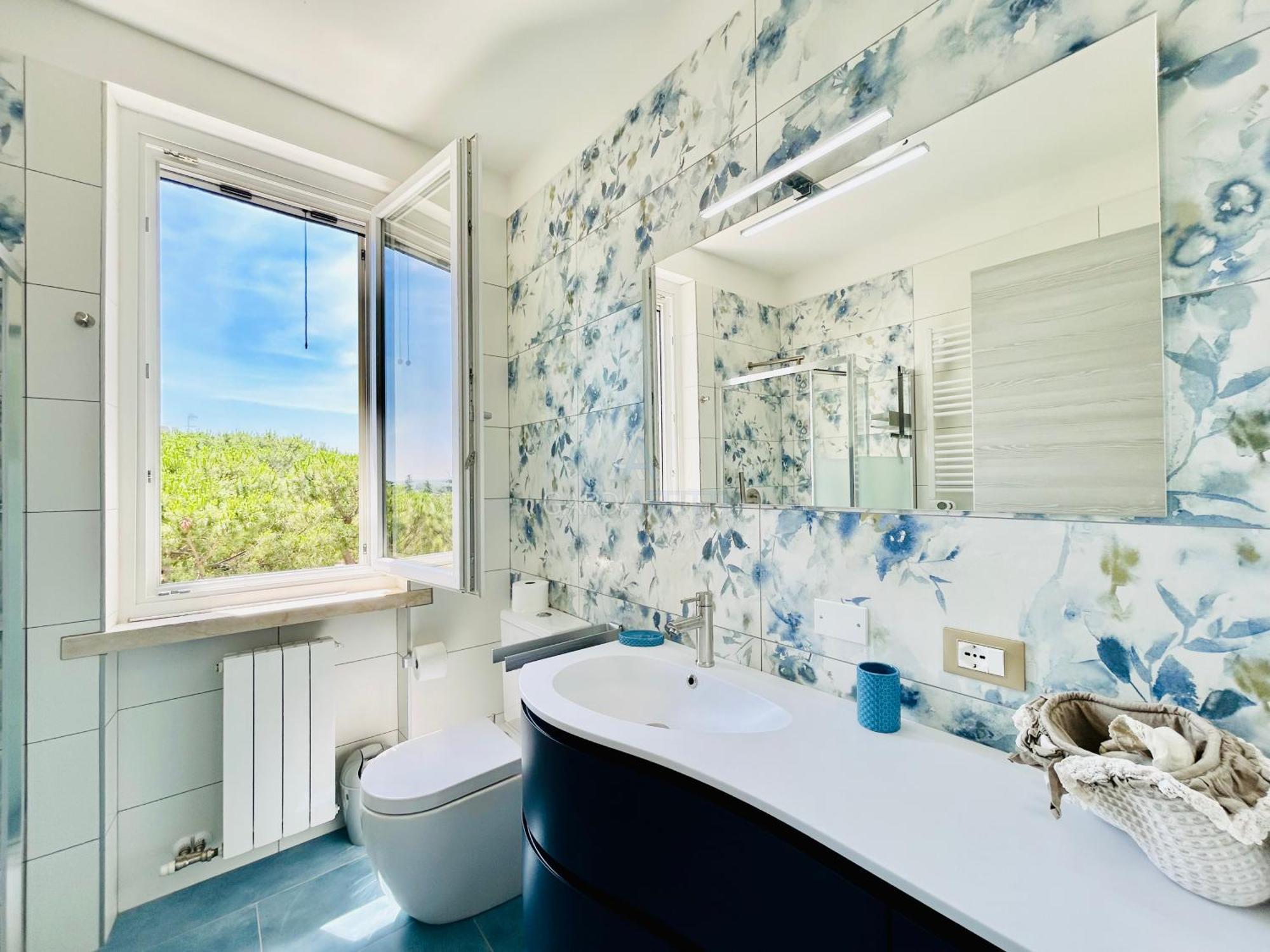 Ossidiana Apartment - Vista Lago - Centrico Sirmione Eksteriør bilde
