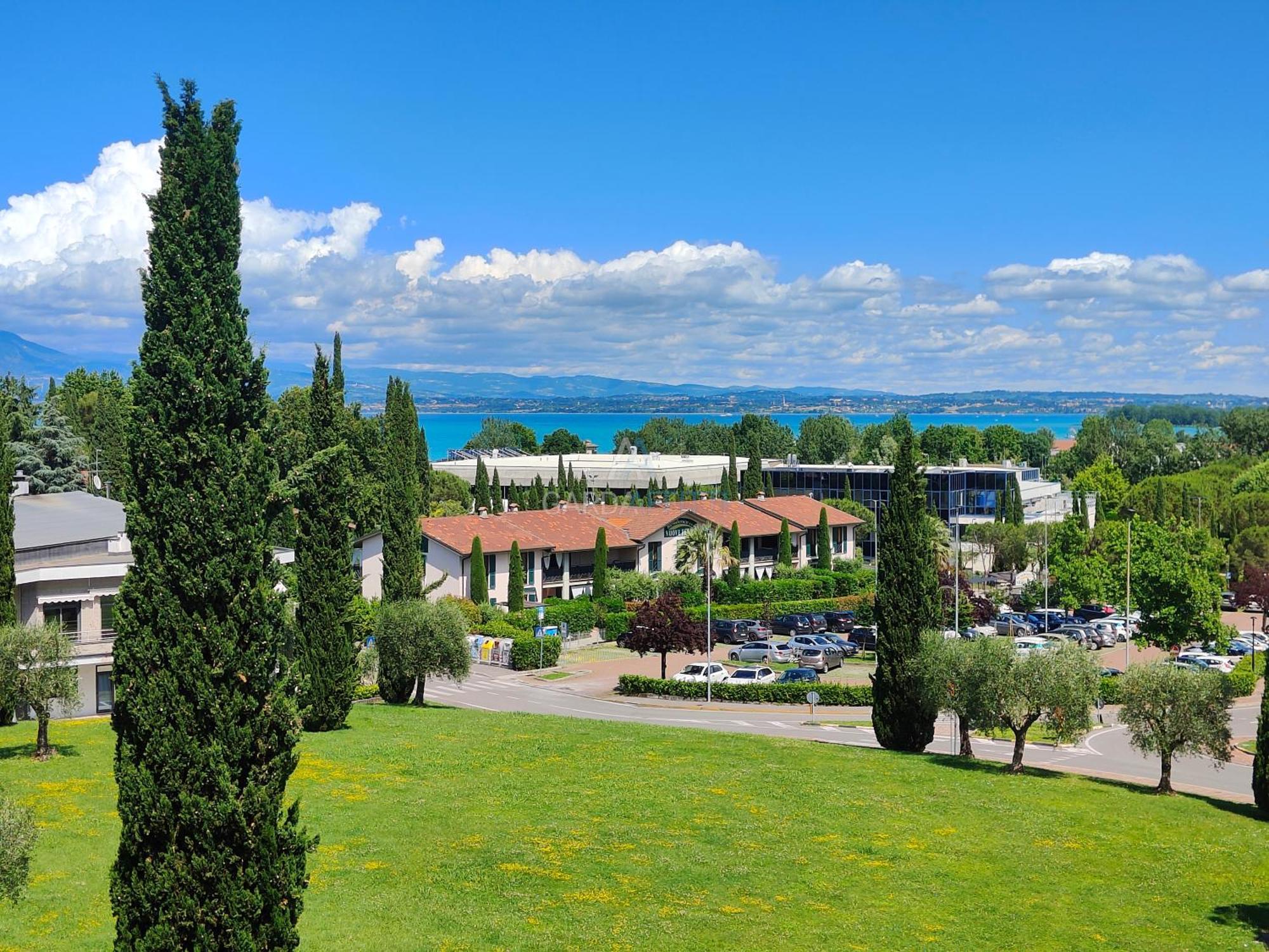 Ossidiana Apartment - Vista Lago - Centrico Sirmione Eksteriør bilde