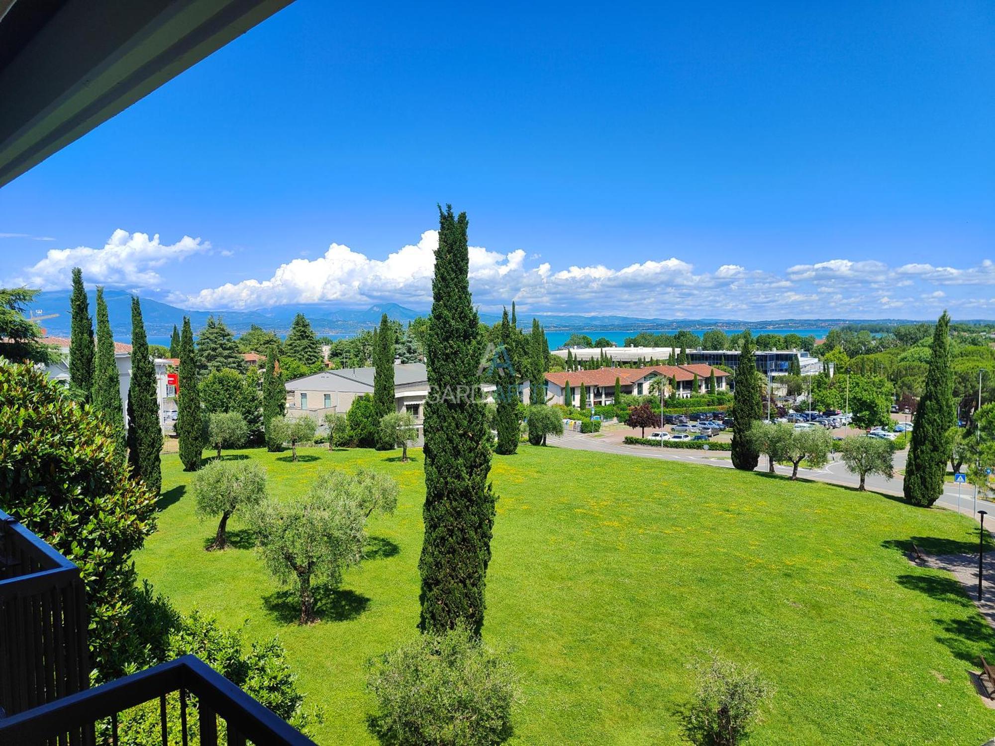 Ossidiana Apartment - Vista Lago - Centrico Sirmione Eksteriør bilde
